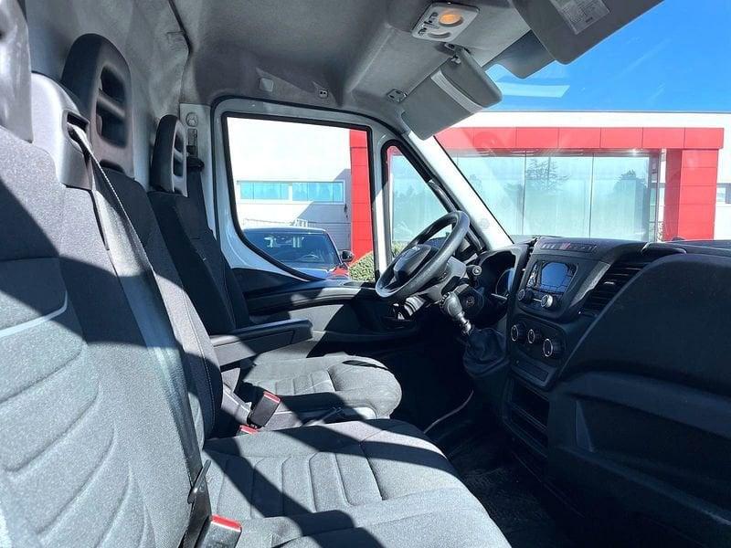 Iveco Daily Daily 35S16V 2.3 HPT PLM-TM Furgone GRAN VOLUME PREZZO + IVA