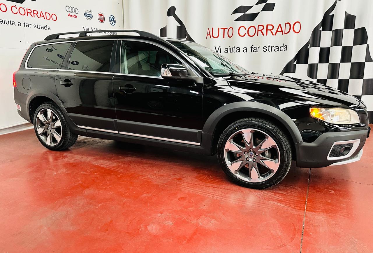 Volvo XC70 D5 215cv AWD Geartronic Summum MY12