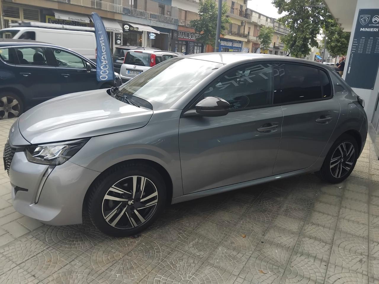Peugeot 208 BlueHDi 100 Stop&Start 5 porte Allure