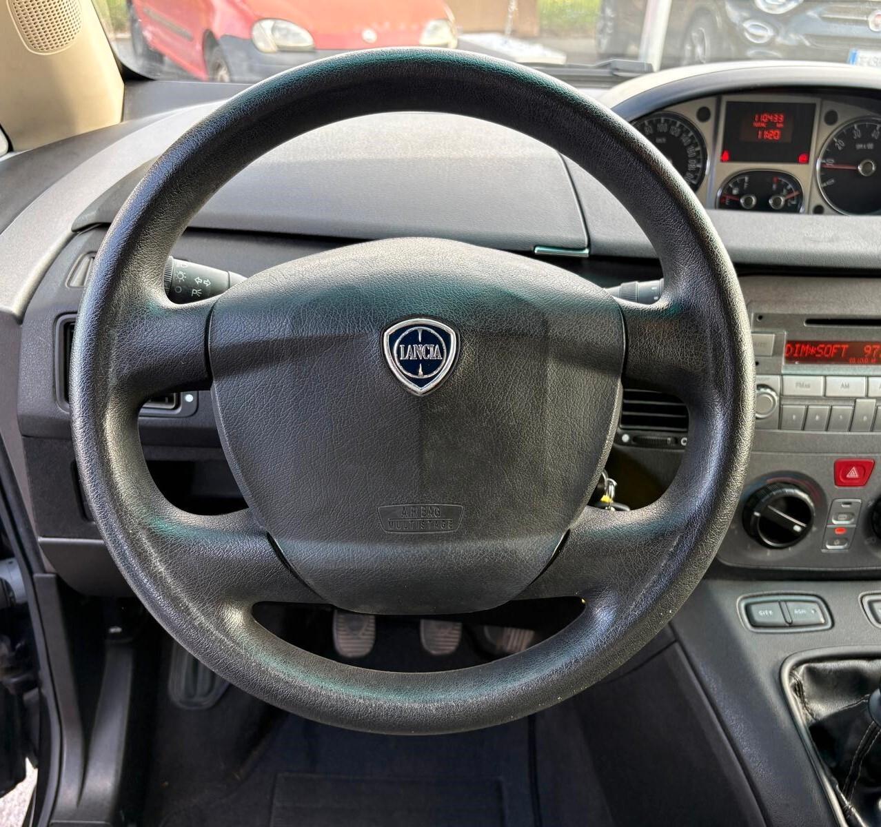 Lancia MUSA 1.4 - 110000km - adatta nepatentati