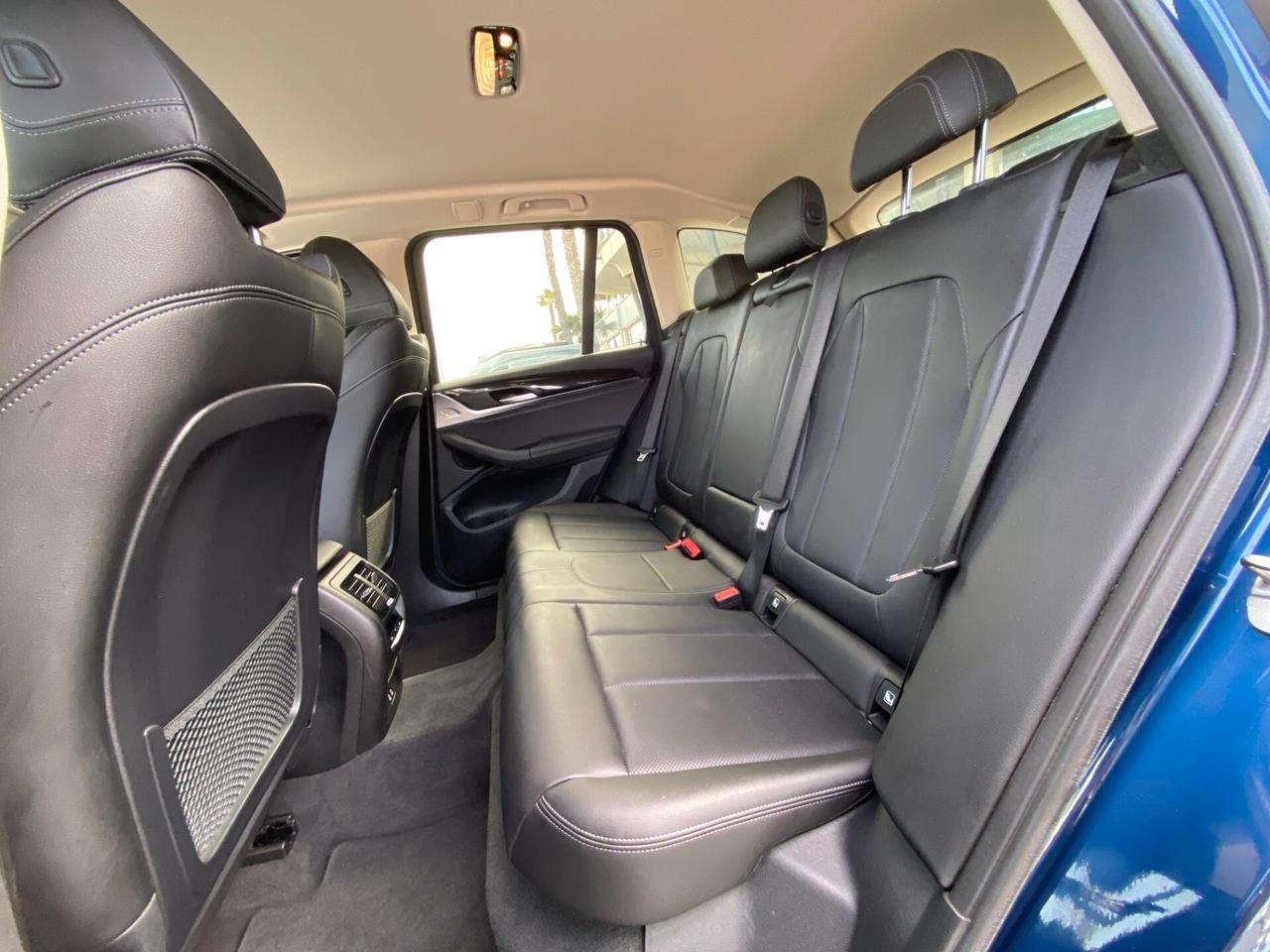 BMW X3 xdrive20d mhev 48V auto