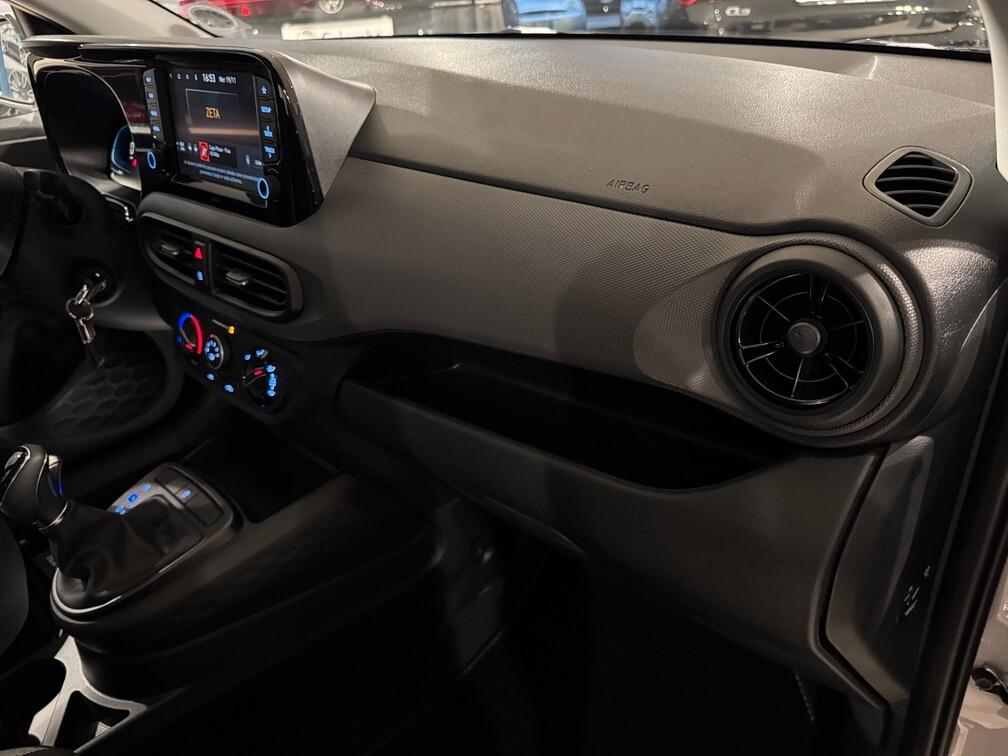 Hyundai i10 1.0 mpi Connectline 63cv auto Nav App Con 15" Neop