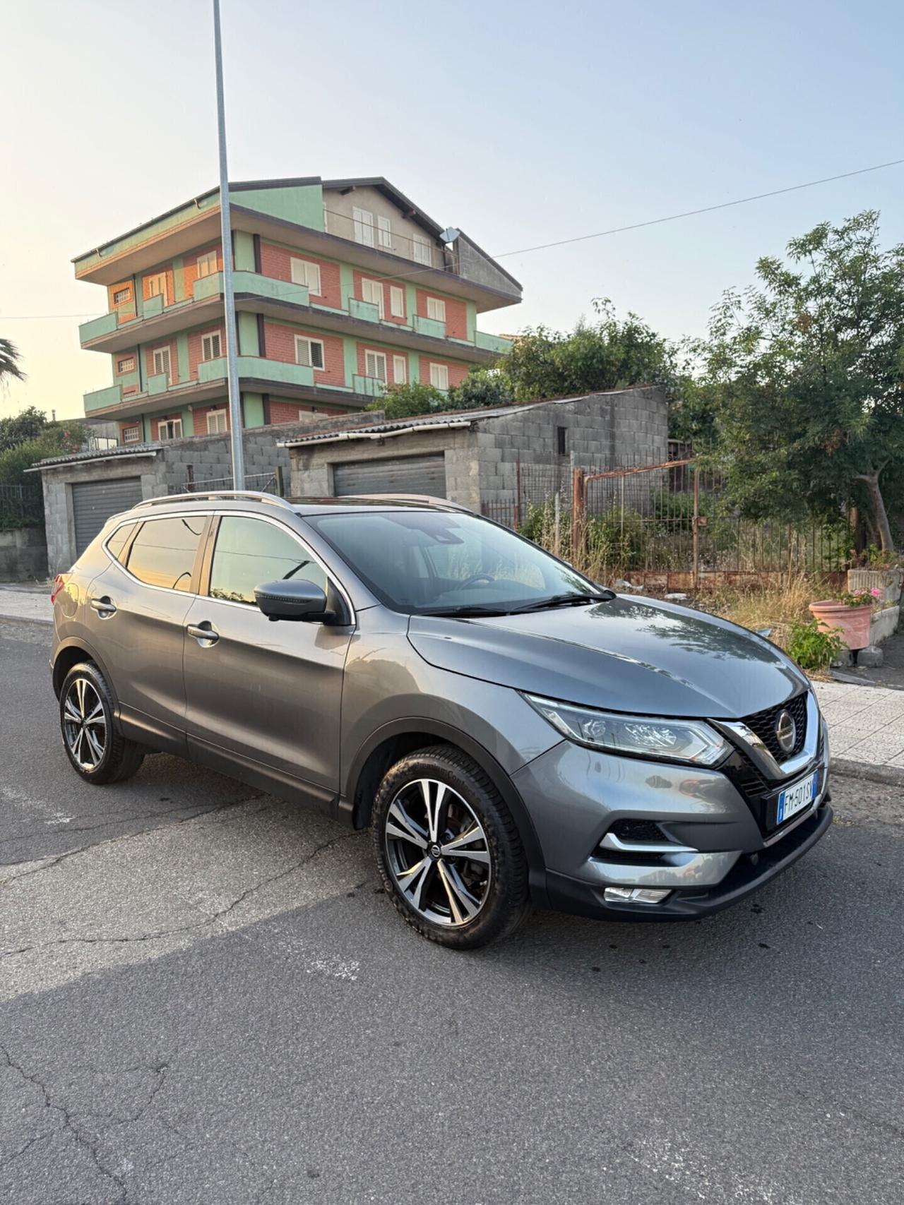 Nissan Qashqai 1.5 dCi Tekna tetto panoramico