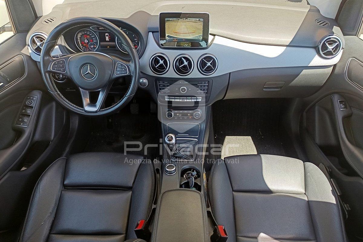 MERCEDES B 200 d Premium