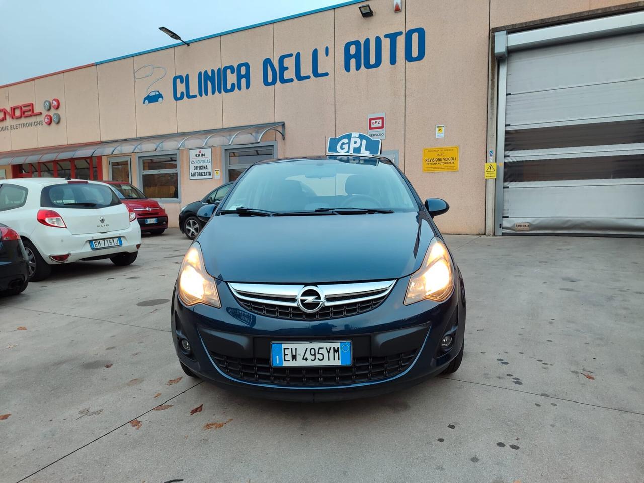 Opel Corsa 1.2 85CV 5 porte GPL-TECH Ecotec NEOPAT.