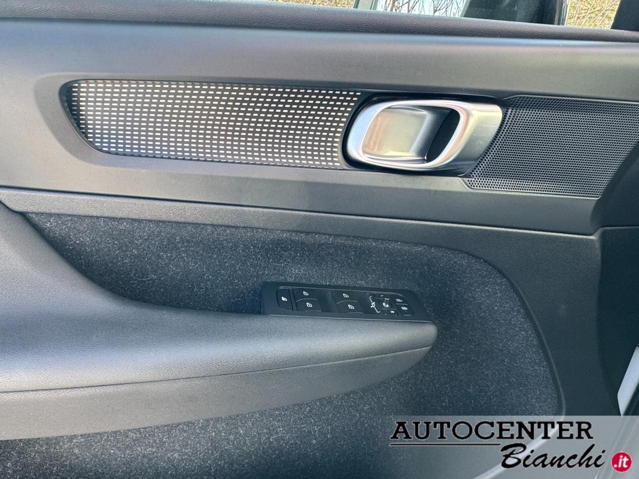 Volvo XC40 2.0 d3 R-design awd auto my21