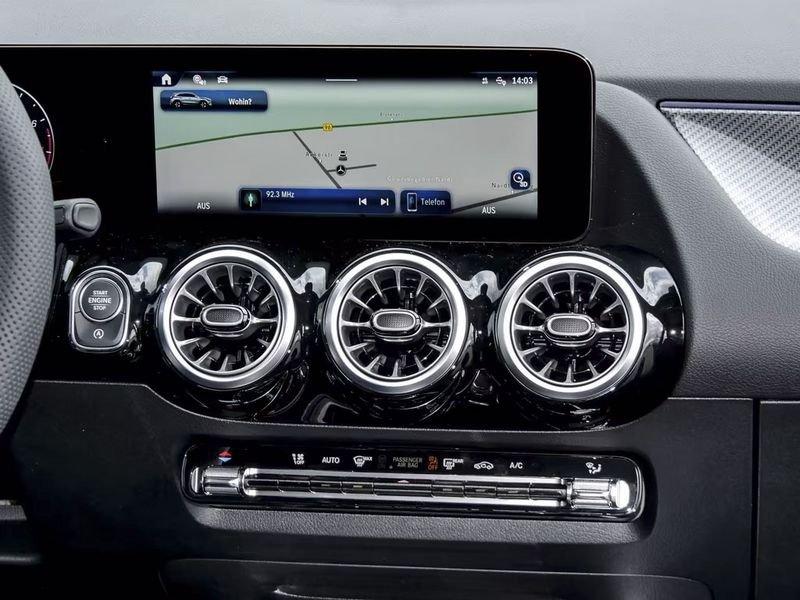 Mercedes-Benz GLA GLA 200 Auto AMG Line Premium NAVI MULTIBEAM LED CAMERA