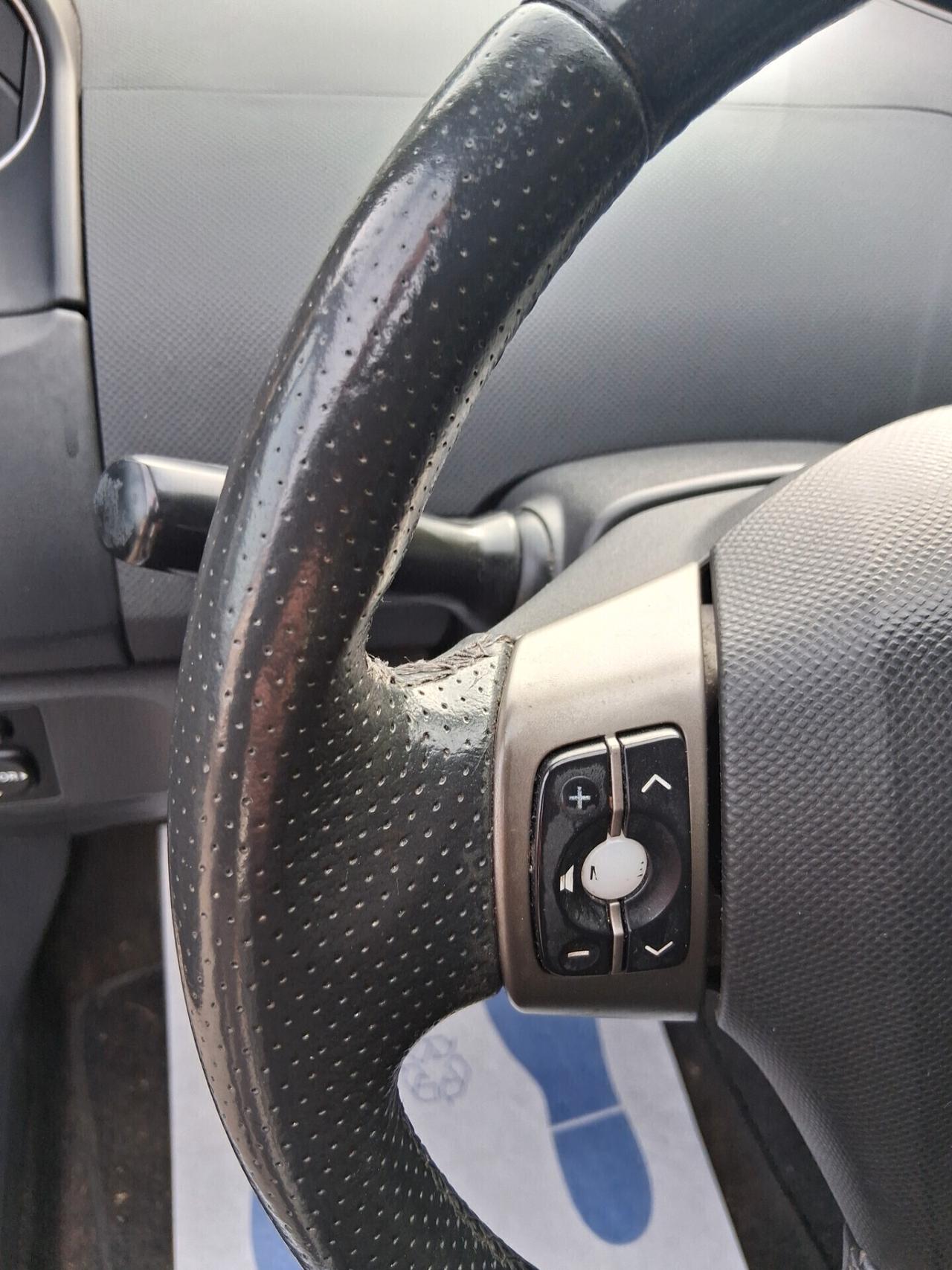 Toyota Yaris 1.0 5 porte Sol