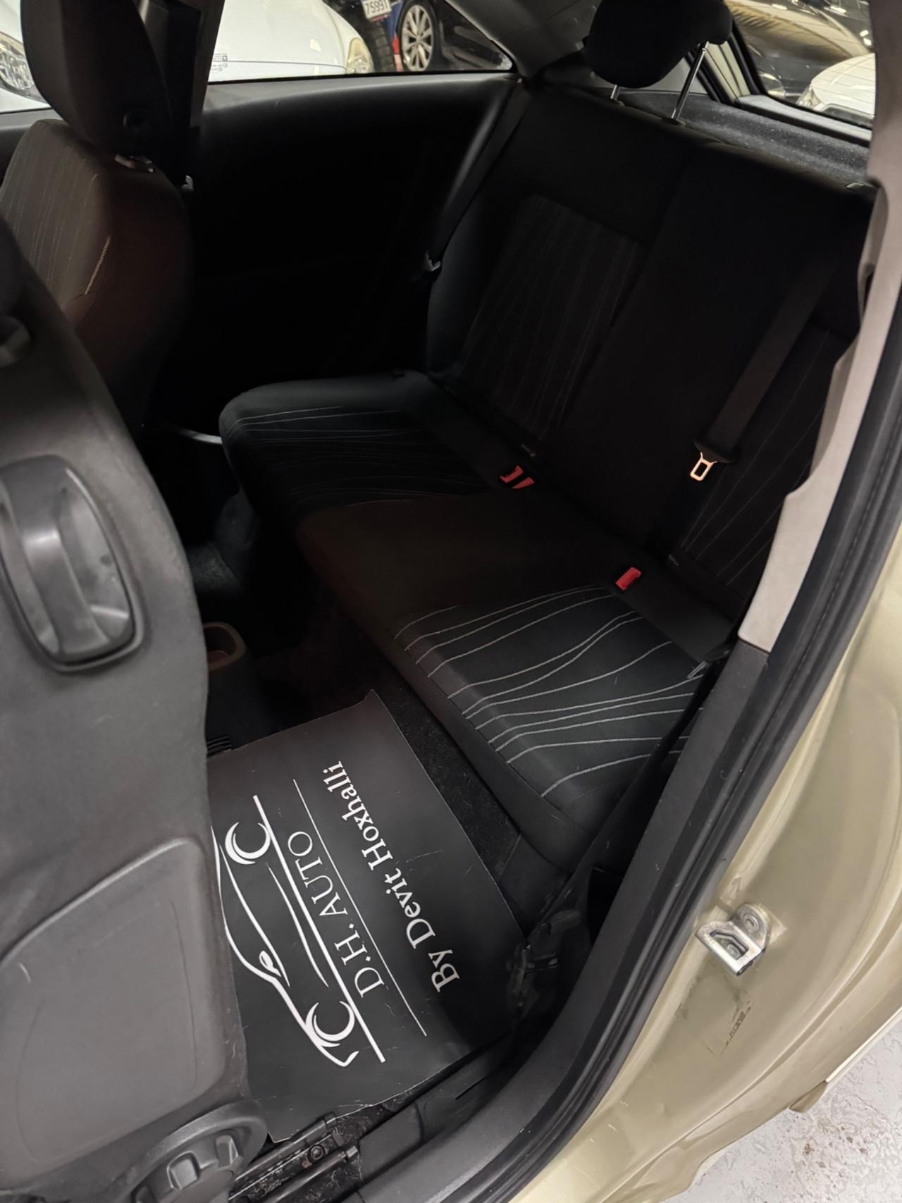 Opel Corsa 1.2 3 porte Sport