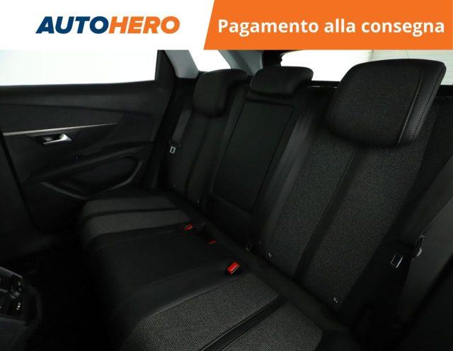 PEUGEOT 3008 BlueHDi 130 S&S Allure