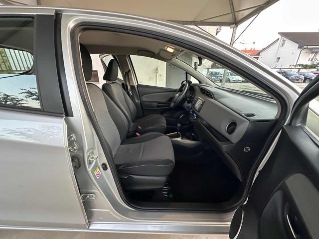 TOYOTA Yaris 1.5 Hybrid 5 porte Active AUTOMATICA PER NEOPATENT