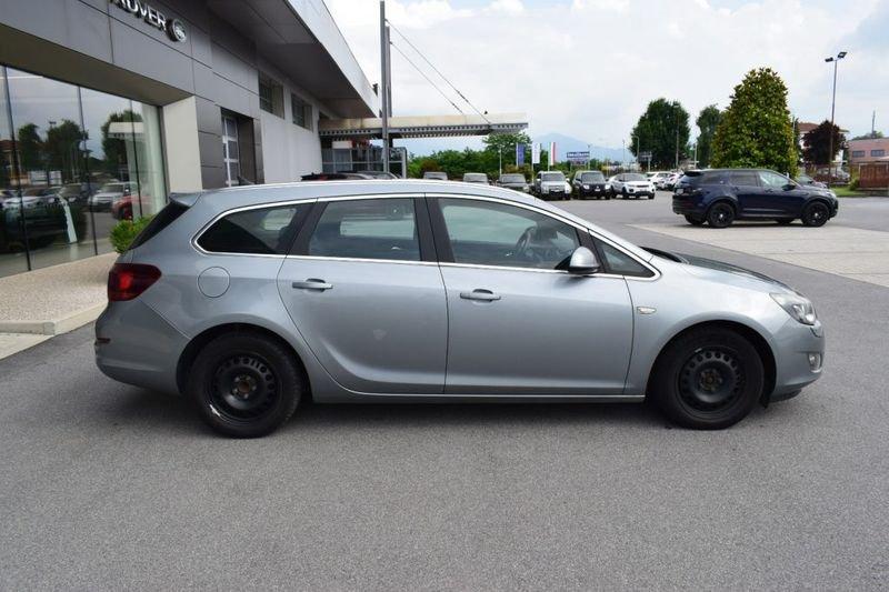 Opel Astra 1.7 CDTI 110CV Sports Tourer Cosmo