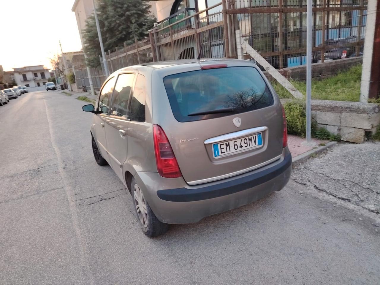 Lancia MUSA 1.4 16V Oro 100