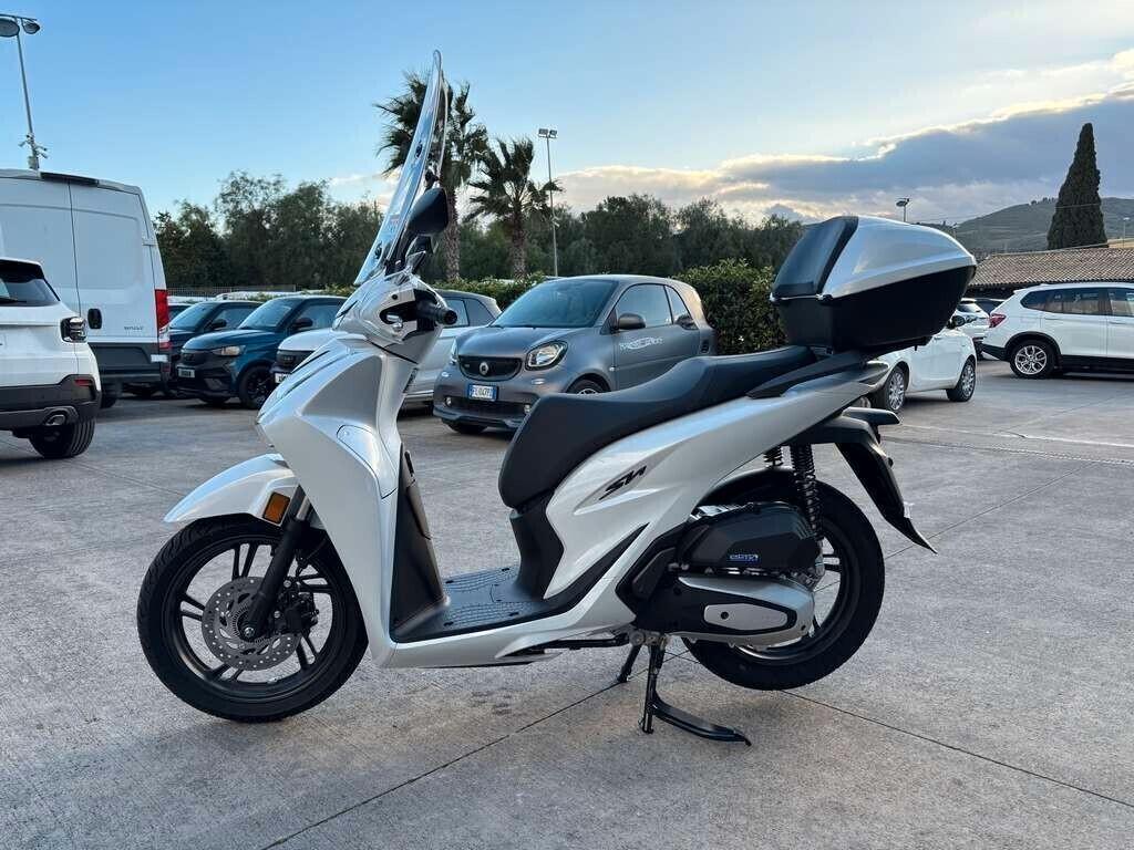Honda SH 125 2026 Nuovo pronto consegna Tuo a soli 43 Euro al mese
