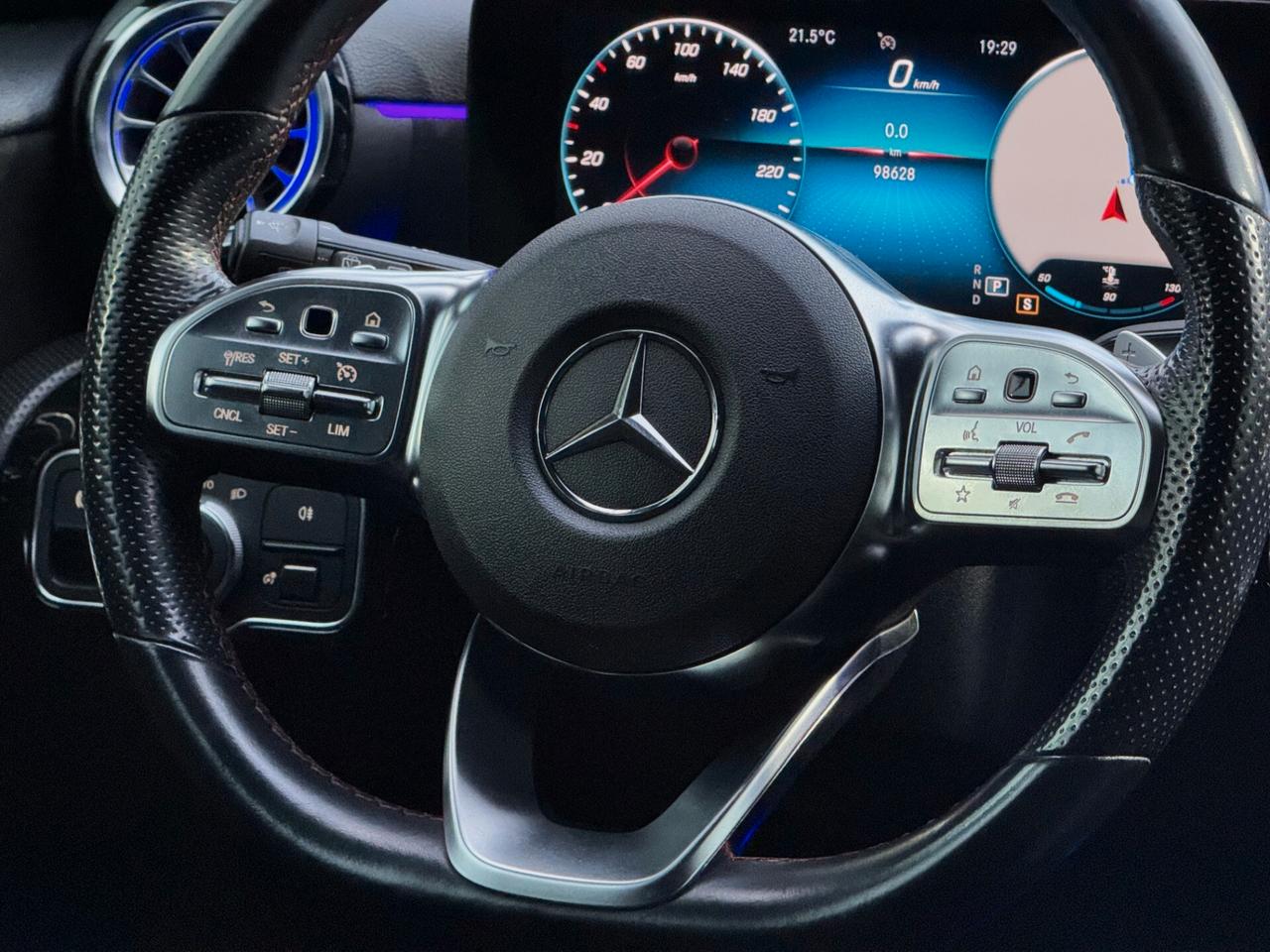 Mercedes-Benz A 180 d 2.0 Premium AMG TETTO LUCI