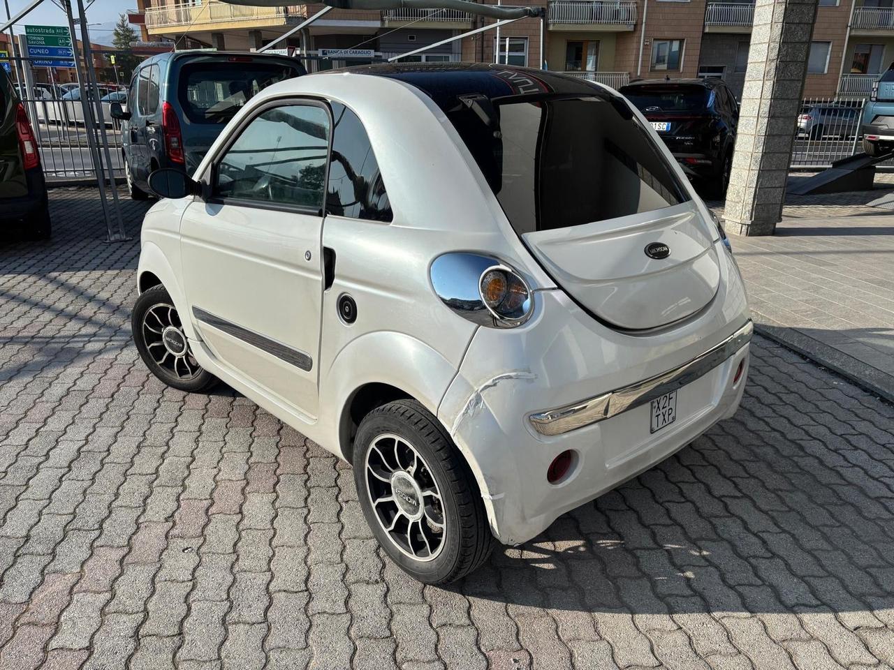 Microcar Due Dué Progress Dynamic