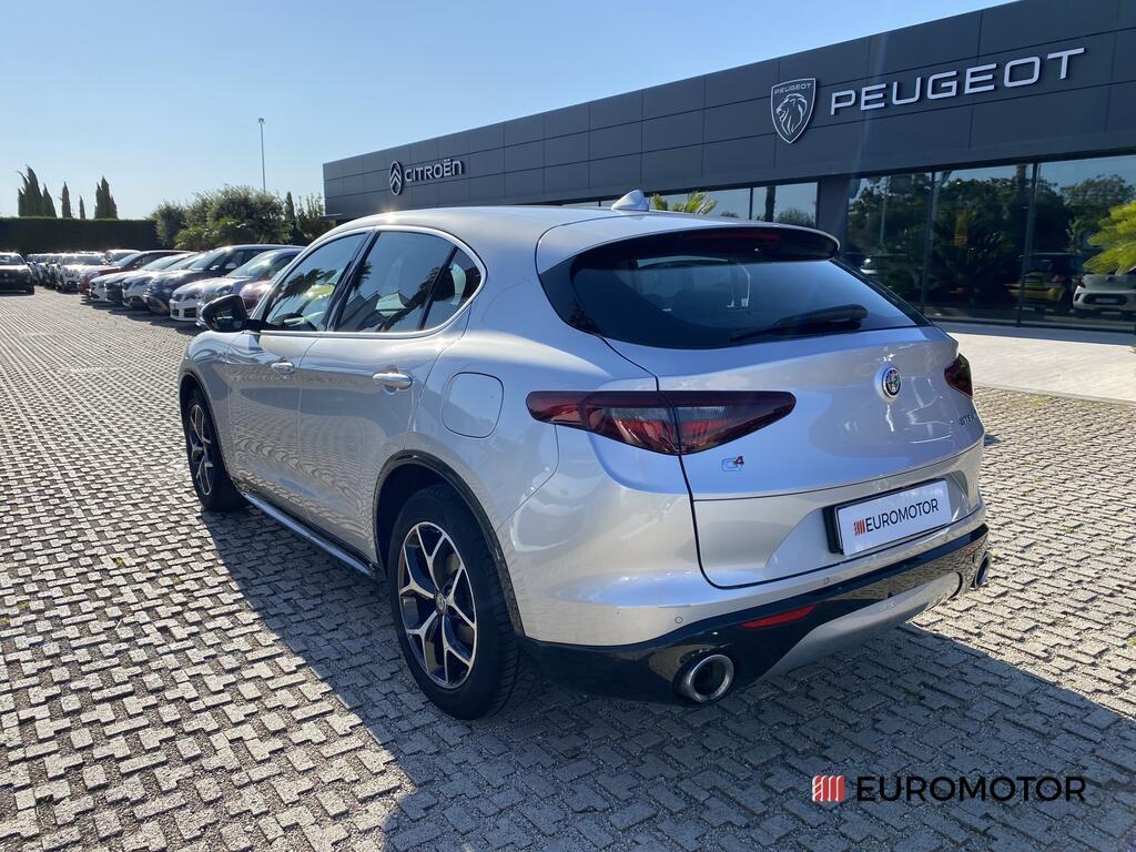 Alfa Romeo Stelvio 2.2 Turbo Veloce Q4 AT8