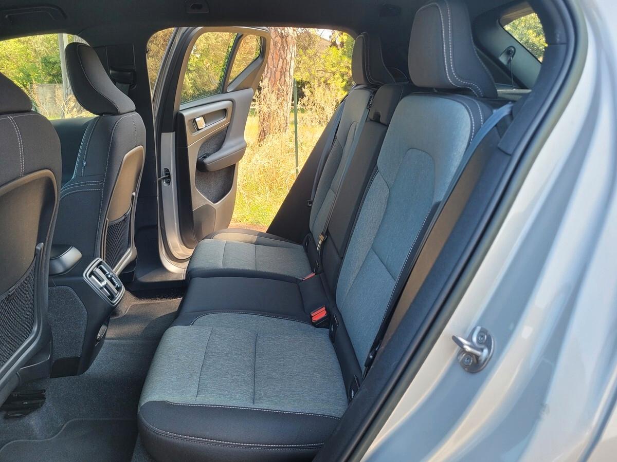 Volvo XC40 B3 automatico Core