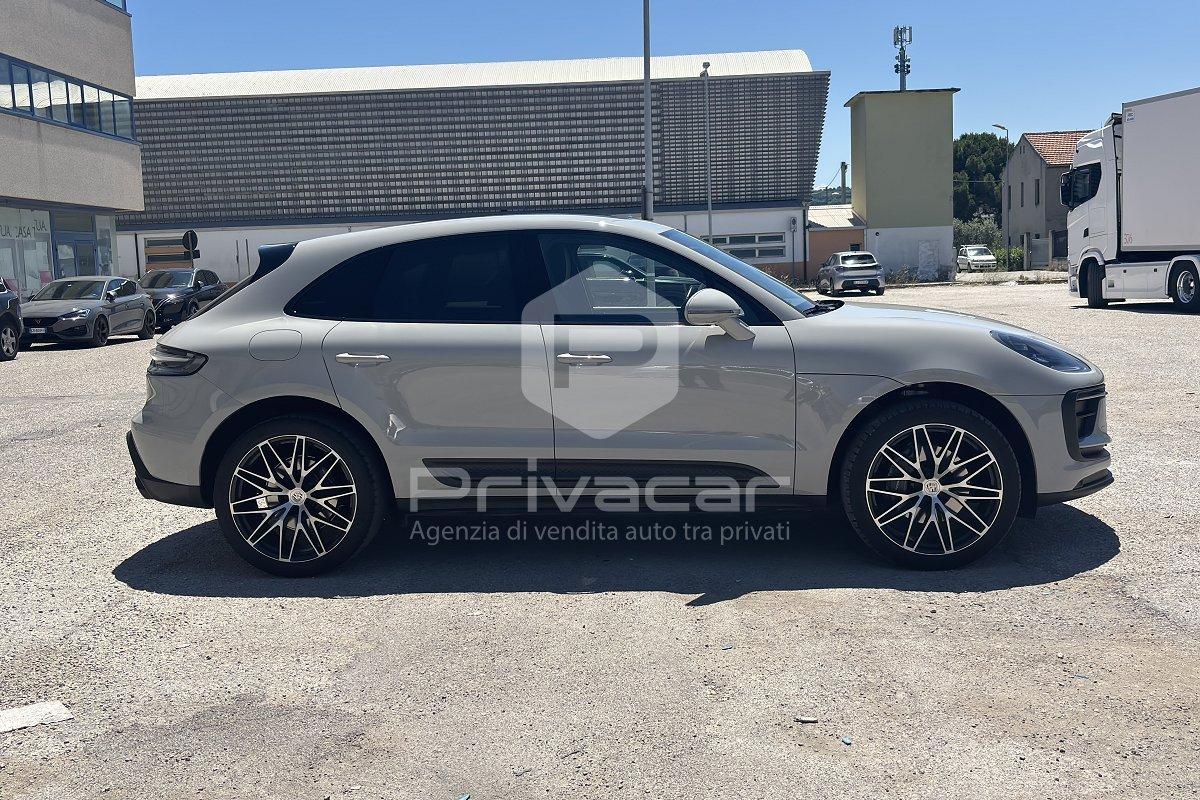 PORSCHE Macan 2.0