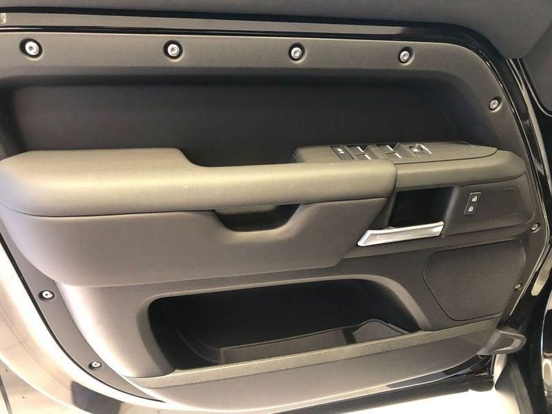 Land Rover Defender Defender 110 3.0D I6 200 CV AWD Auto S