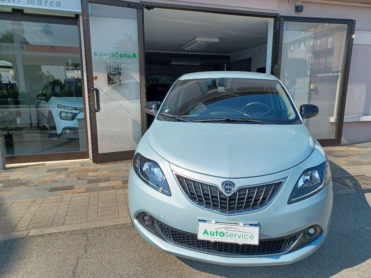 LANCIA - Ypsilon - 1.0 FireFly 5p.S&S Hyb. Platino