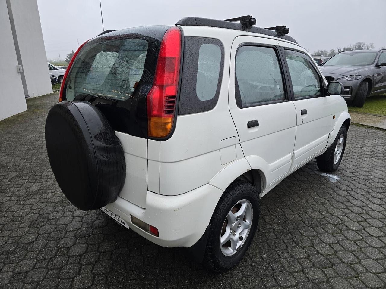 Daihatsu Terios 1.3i 4x4|CERCHI IN LEGA