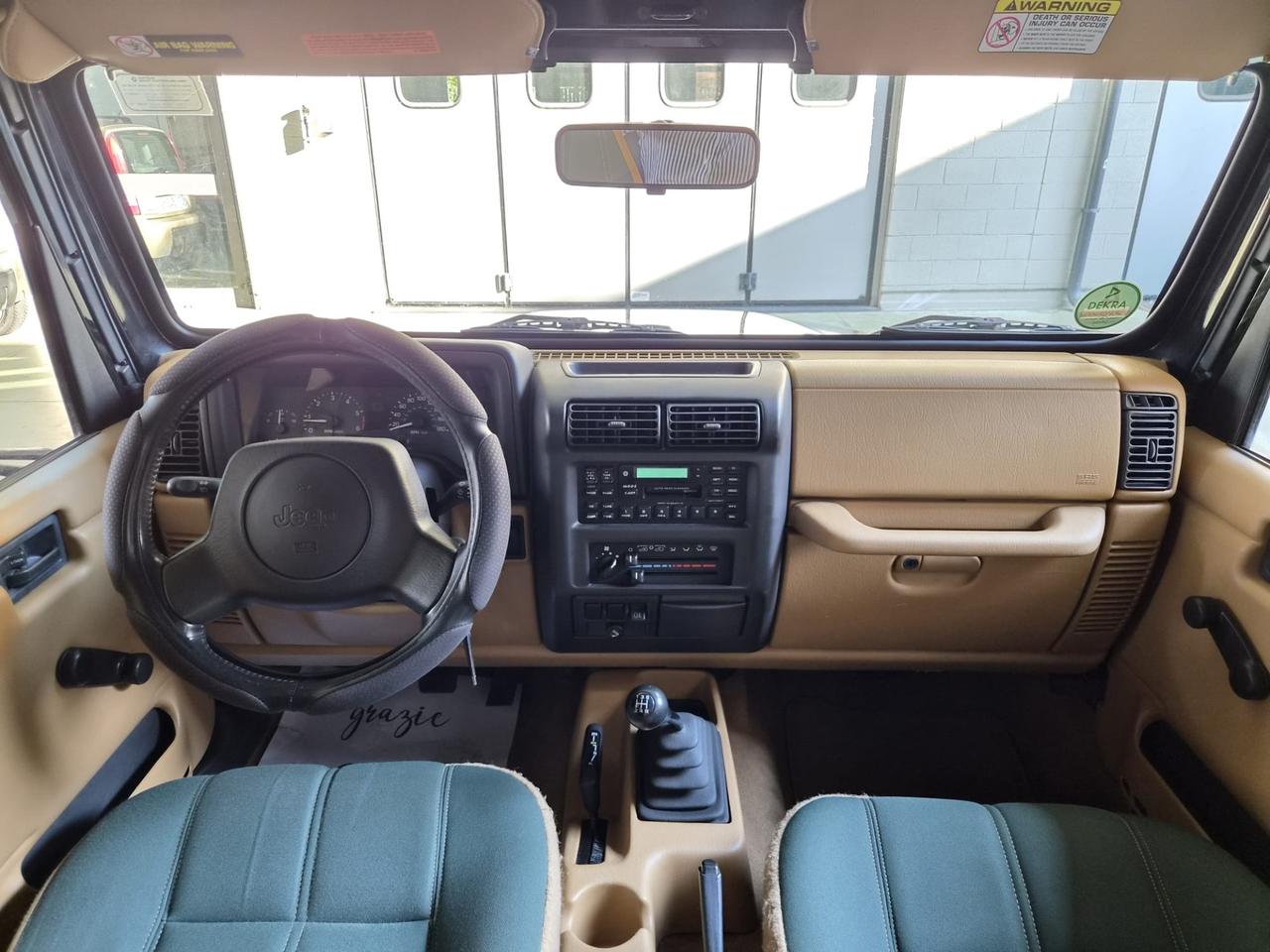 Jeep Wrangler 4.0 cat Sahara