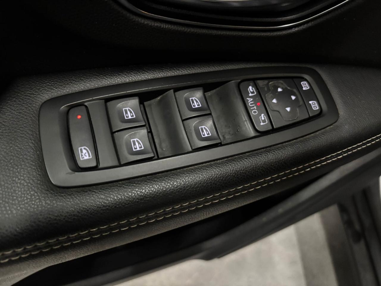 Renault Scénic Blue 1.7 dCi 120 CV EDC Sport Edition2