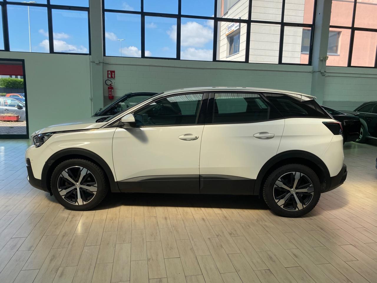 Peugeot 3008 BlueHDi 130 S&S EAT8 Business