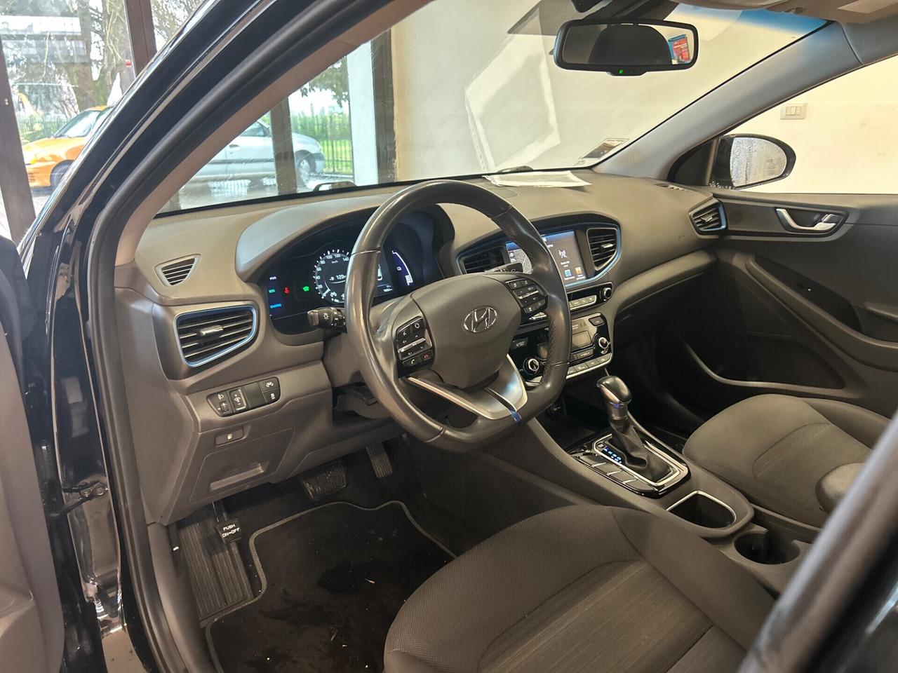 Hyundai Ioniq 1.6 Hybrid DCT Classic