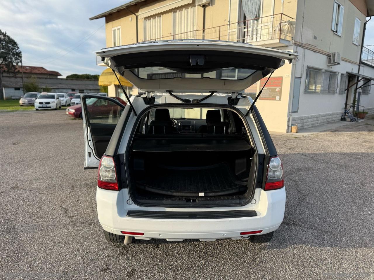 LAND ROVER Freelander 2.2 SD4 S.W. S
