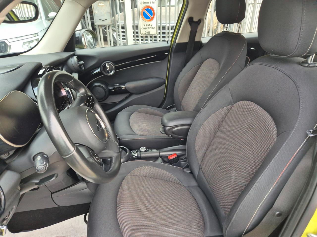 Mini 1.5 Cooper Classic