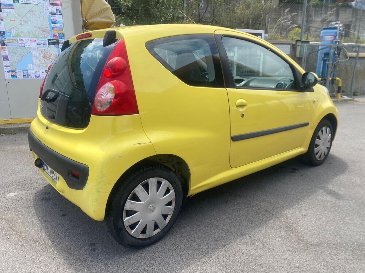 Peugeot 107 1.0 68CV 3p. Plaisir