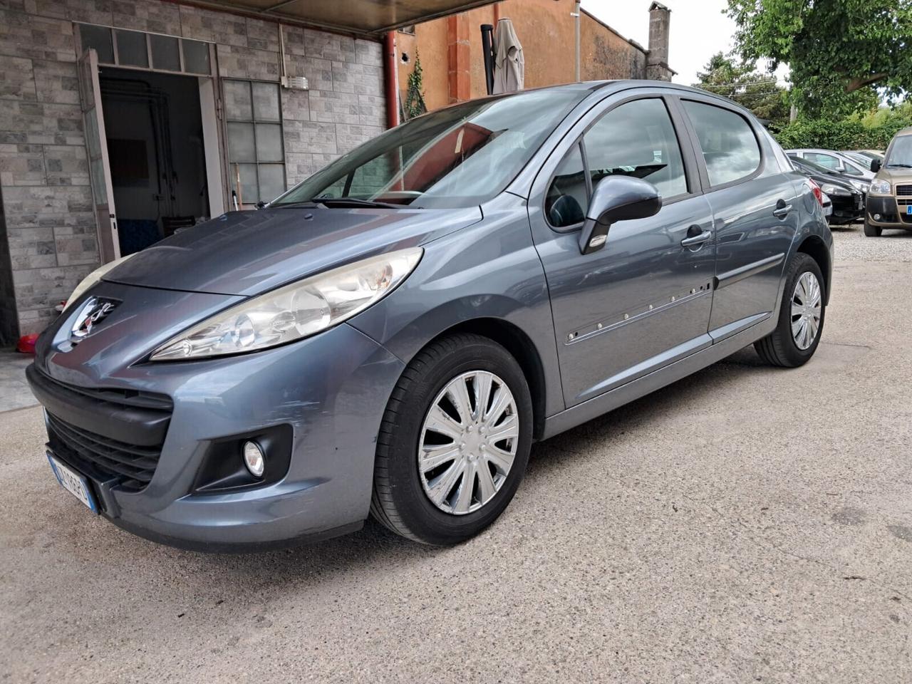 Peugeot 207 1.4 8V 75CV 5p. Energie Sport ECO GPL