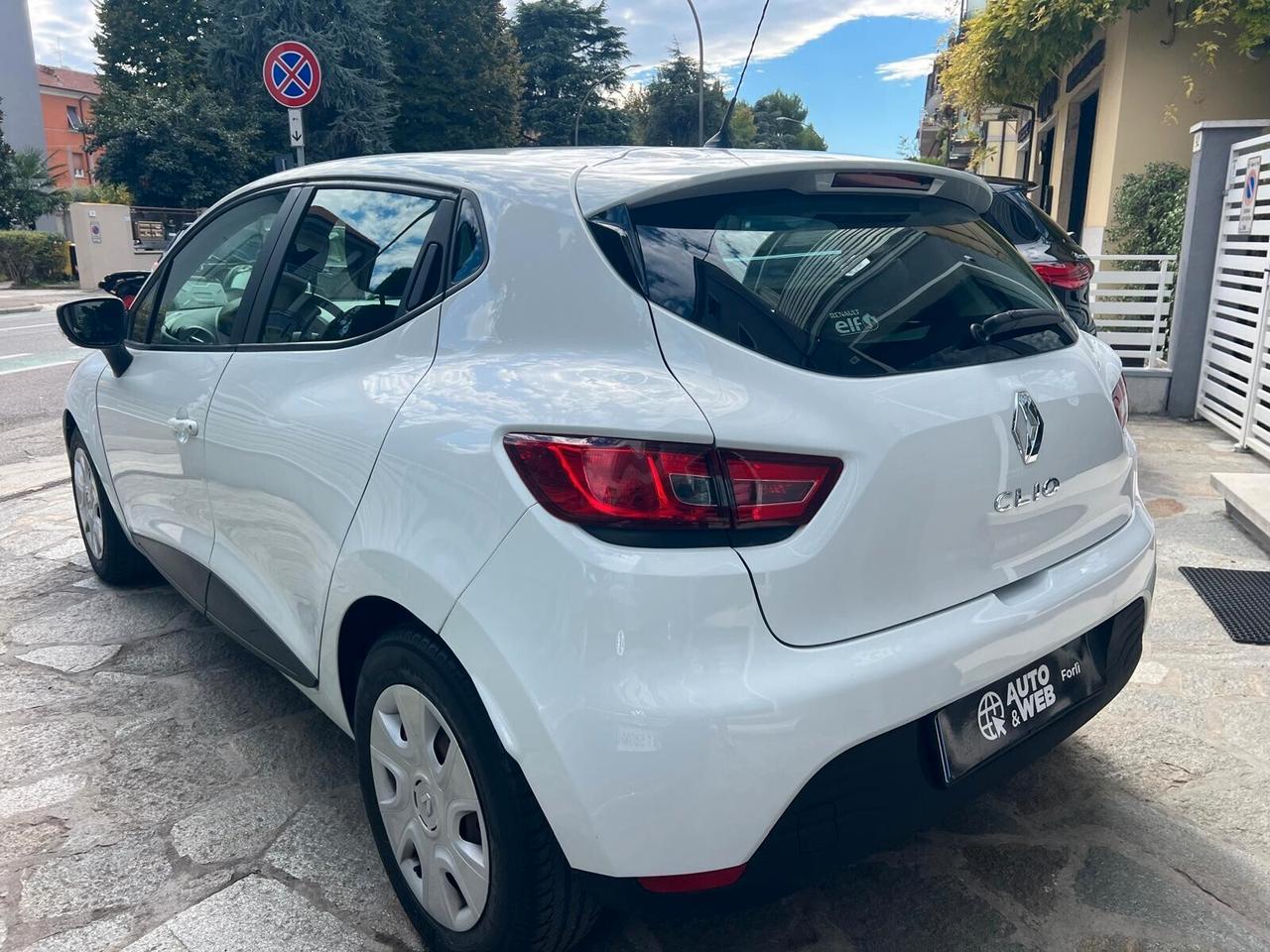 RENAULT CLIO 1.2 5P 73CV LIVE NEOPATENTATI
