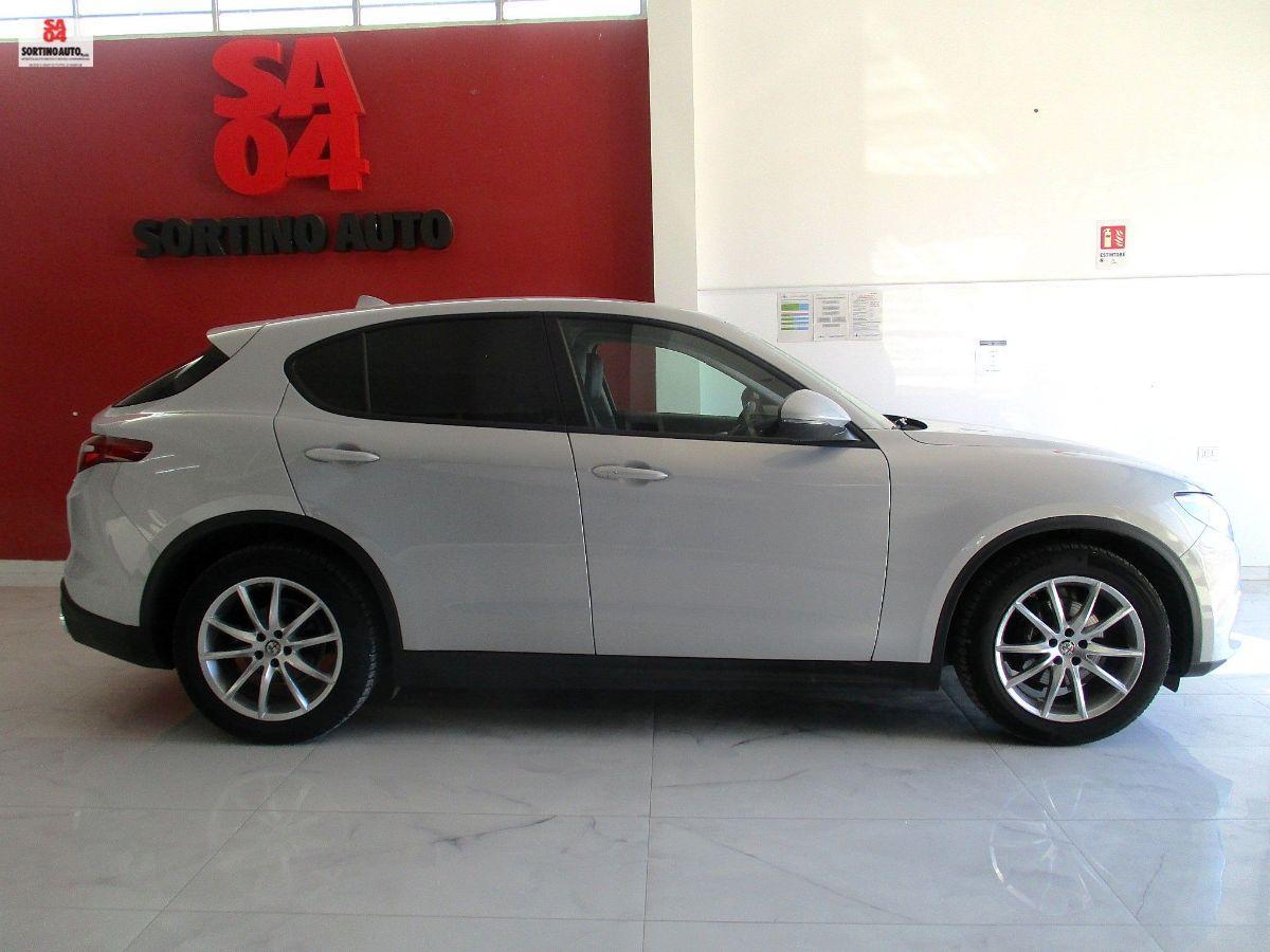 A.R.Stelvio 2.2 T.diesel 190cv AT8 RWD Exec.-2021 FULL