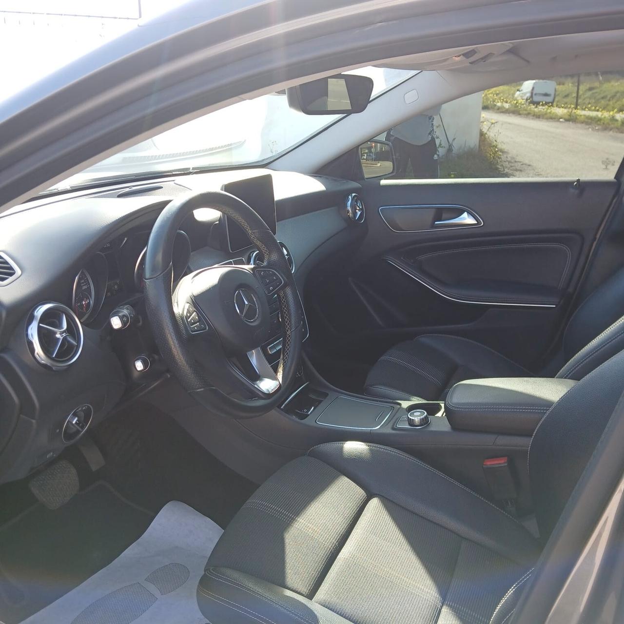 Mercedes-benz GLA 200 GLA 200 d Automatic 4Matic Sport