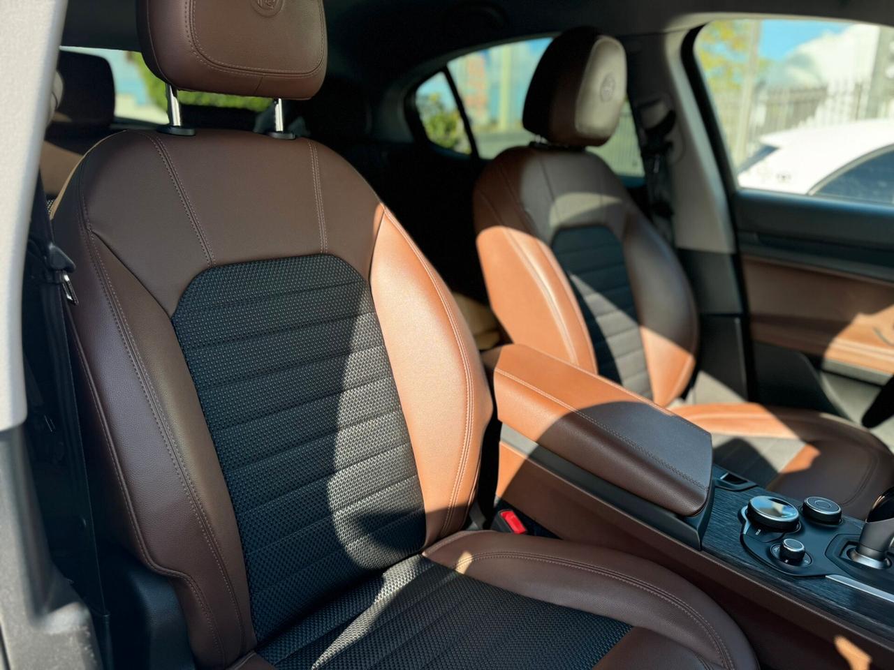 Alfa Romeo Stelvio 2.2 Turbodiesel 210 CV AT8 Q4 Super