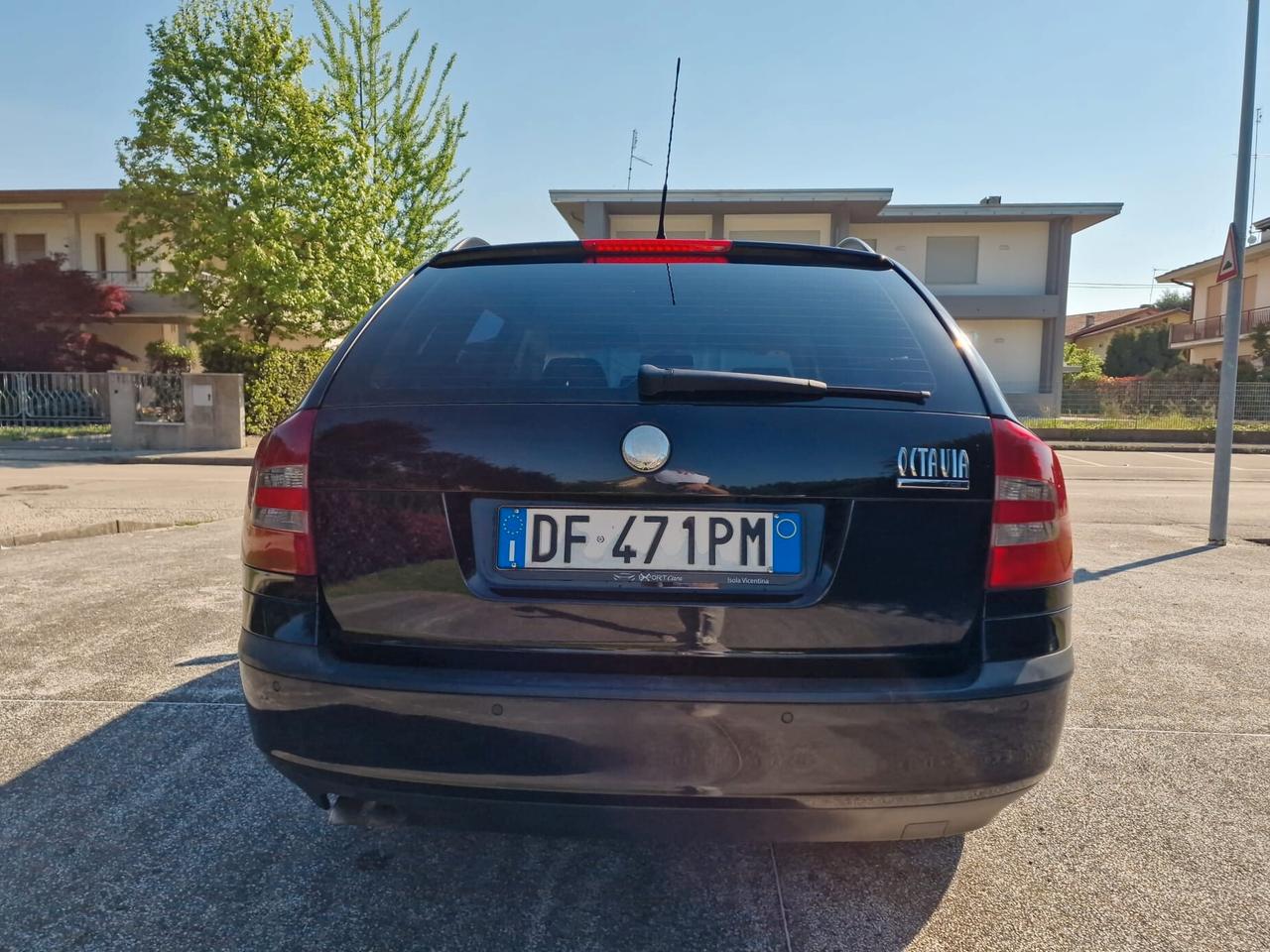 Skoda octavia 1.9 Tdi 105cv DSG Ambiente