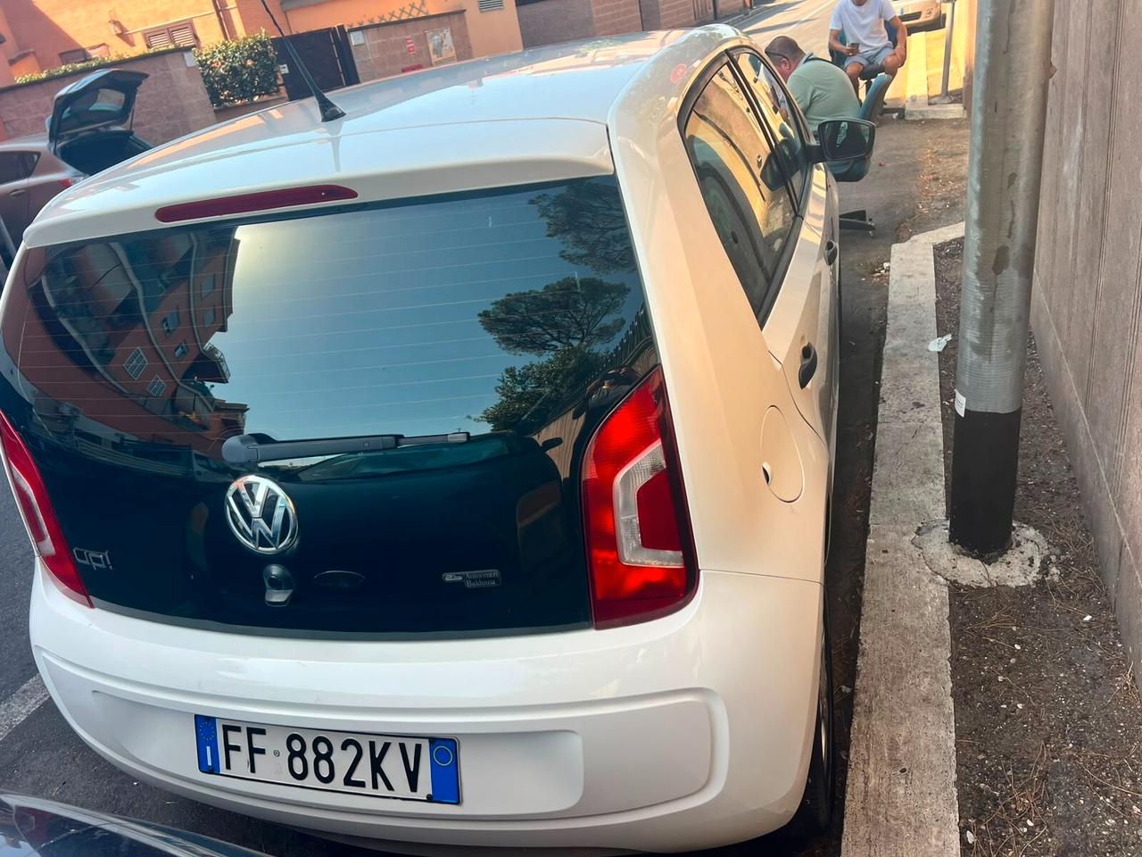 Volkswagen up! 1.0 75 CV 5p. high