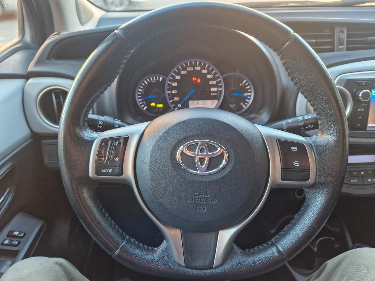 Toyota Yaris 1.5 Hybrid 5 porte Lounge