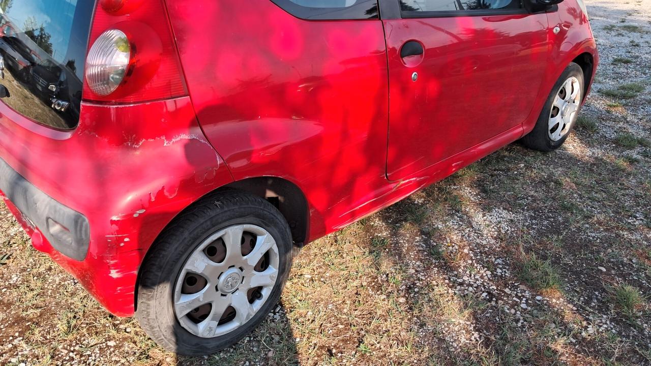 Peugeot 107 1.0 68CV 3p. Plaisir