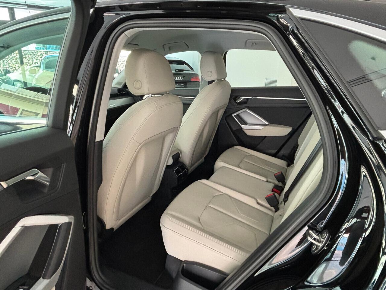 Audi Q3 SPB 35 TDI S tronic Business Plus 2021