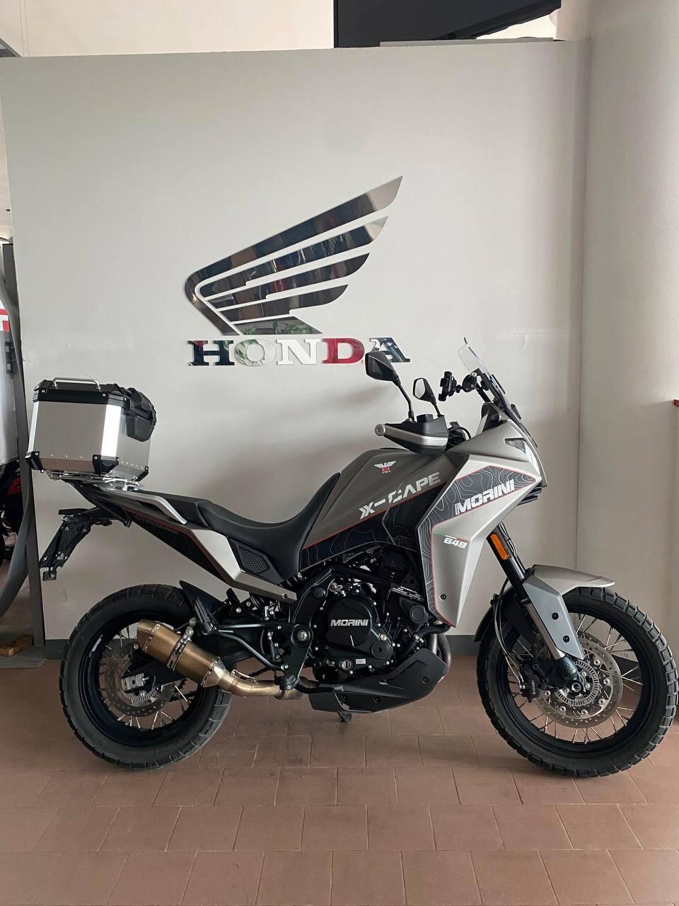 Moto Morini X-Cape 649