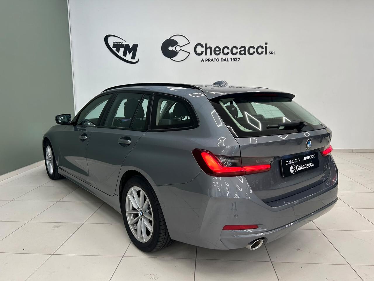 BMW 318 d Serie 3 Touring mhev 48V auto IVA ESPOSTA