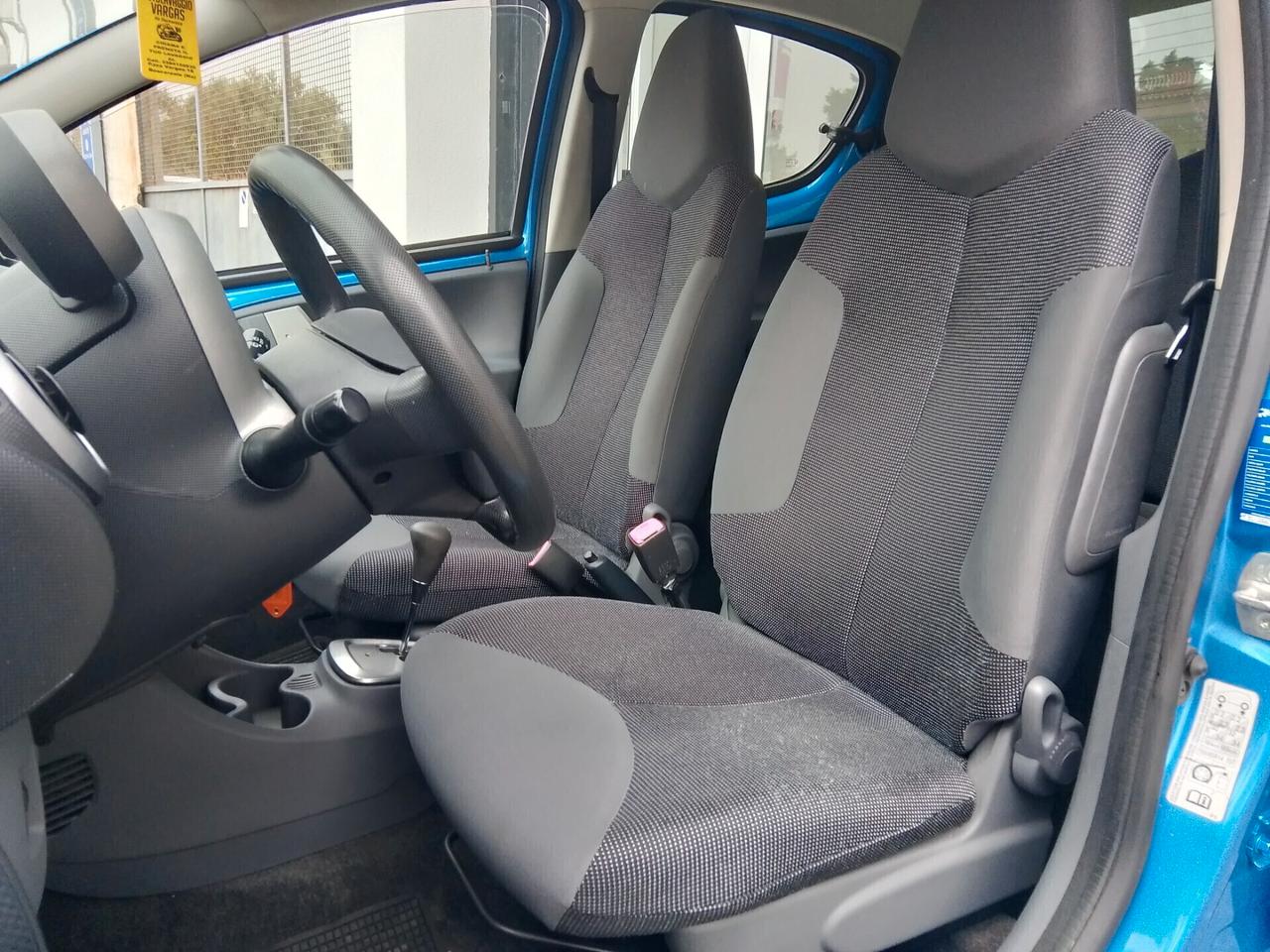 Peugeot 107 1.0 68CV 5p. Plaisir