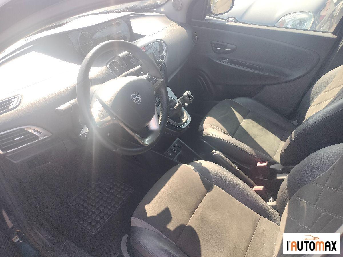 LANCIA - Ypsilon 1.2 Gold 69cv