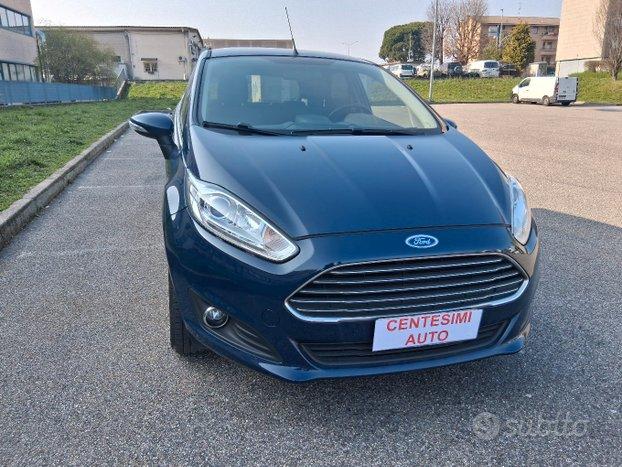 FORD FIESTA DISEL 1.5 ANNO 2015