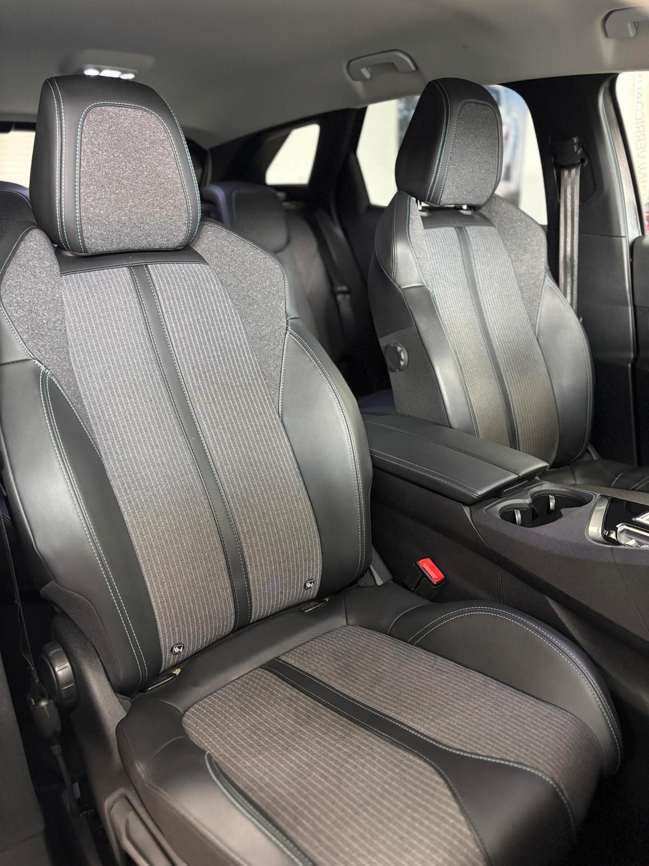 Peugeot 3008 BlueHDi 130 S&S Allure