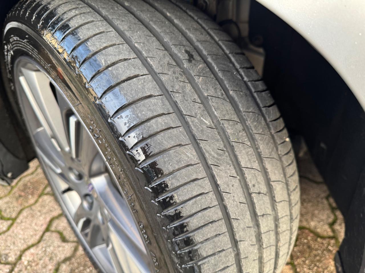 Volvo V60 D5 AWD Geartronic Summum